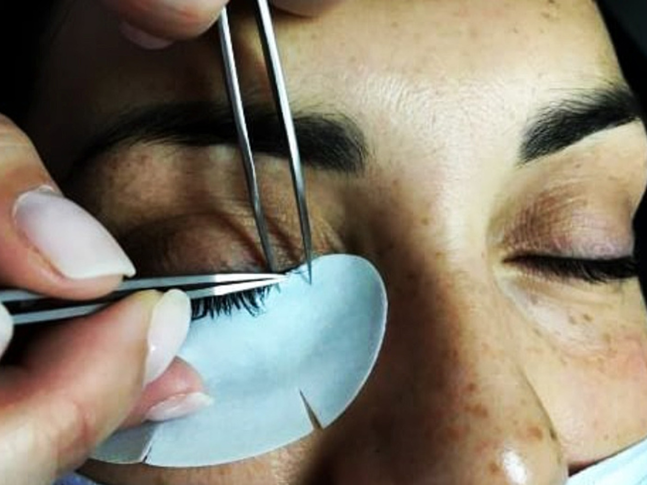 wimpernpinzetten.jpg wimpernpinzetten.jpg
